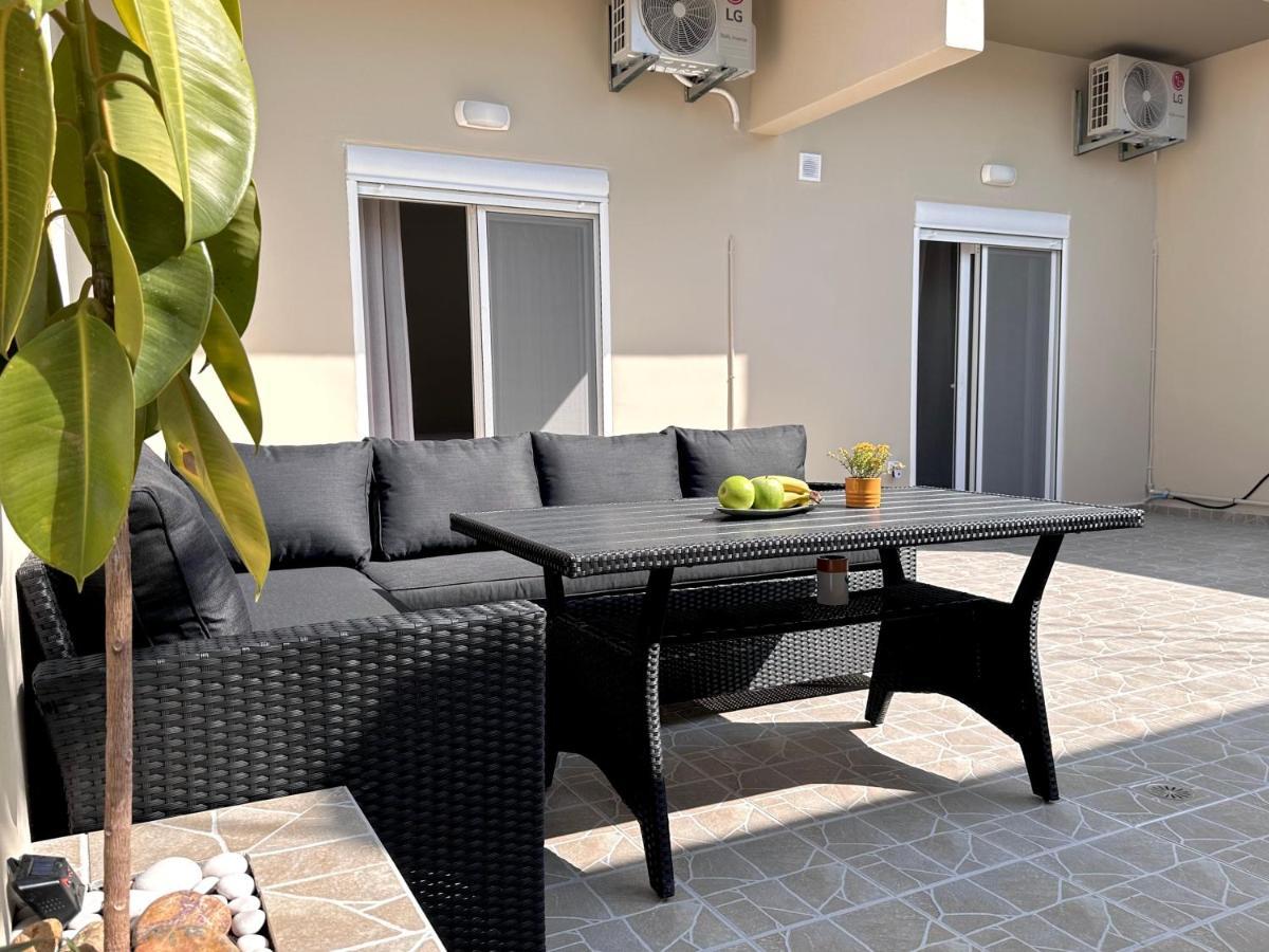 Seaside Deluxe Apartment Ialysos (Rhodes) Exterior foto